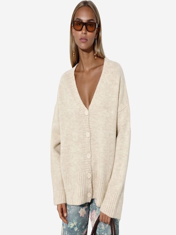 Cardigan Viorna en beige : devant