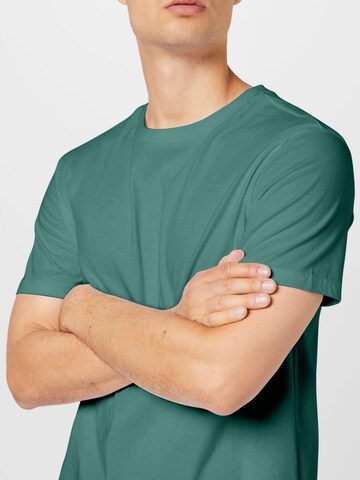 Tricou 'Lio' de la ABOUT YOU pe verde