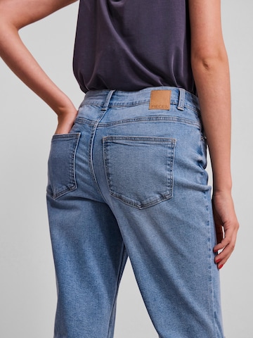 PIECES Loosefit Jeans 'Luna' in Blau