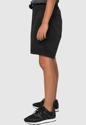 Urban Classics Regular Shorts in Schwarz