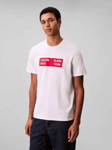 Calvin Klein Jeans Bluser & t-shirts i hvid: forside
