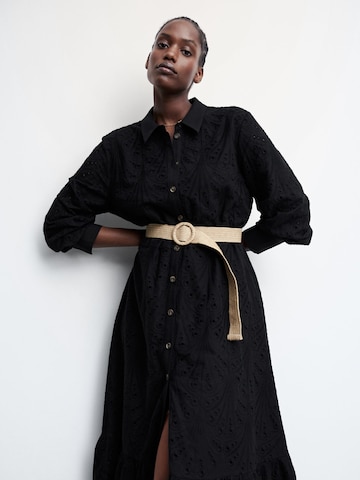 MANGO Sukienka koszulowa 'Merides' w kolorze czarny
