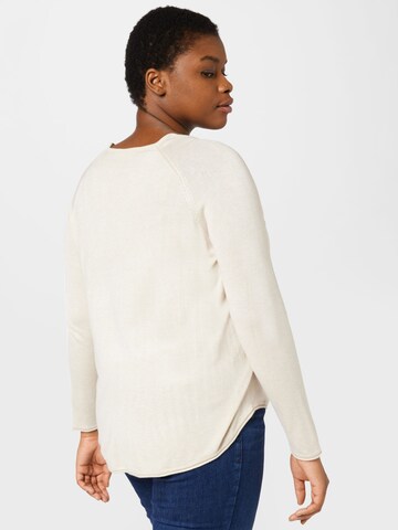 ONLY Carmakoma Sweater in Beige