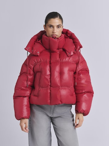 AEMMI Winter Jacket in Red