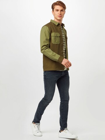 DRYKORN Slimfit Jeans 'JAZ' in Blau