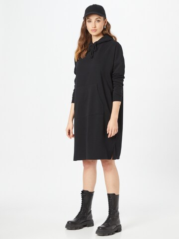 Noisy may Dress 'Hannah' in Black