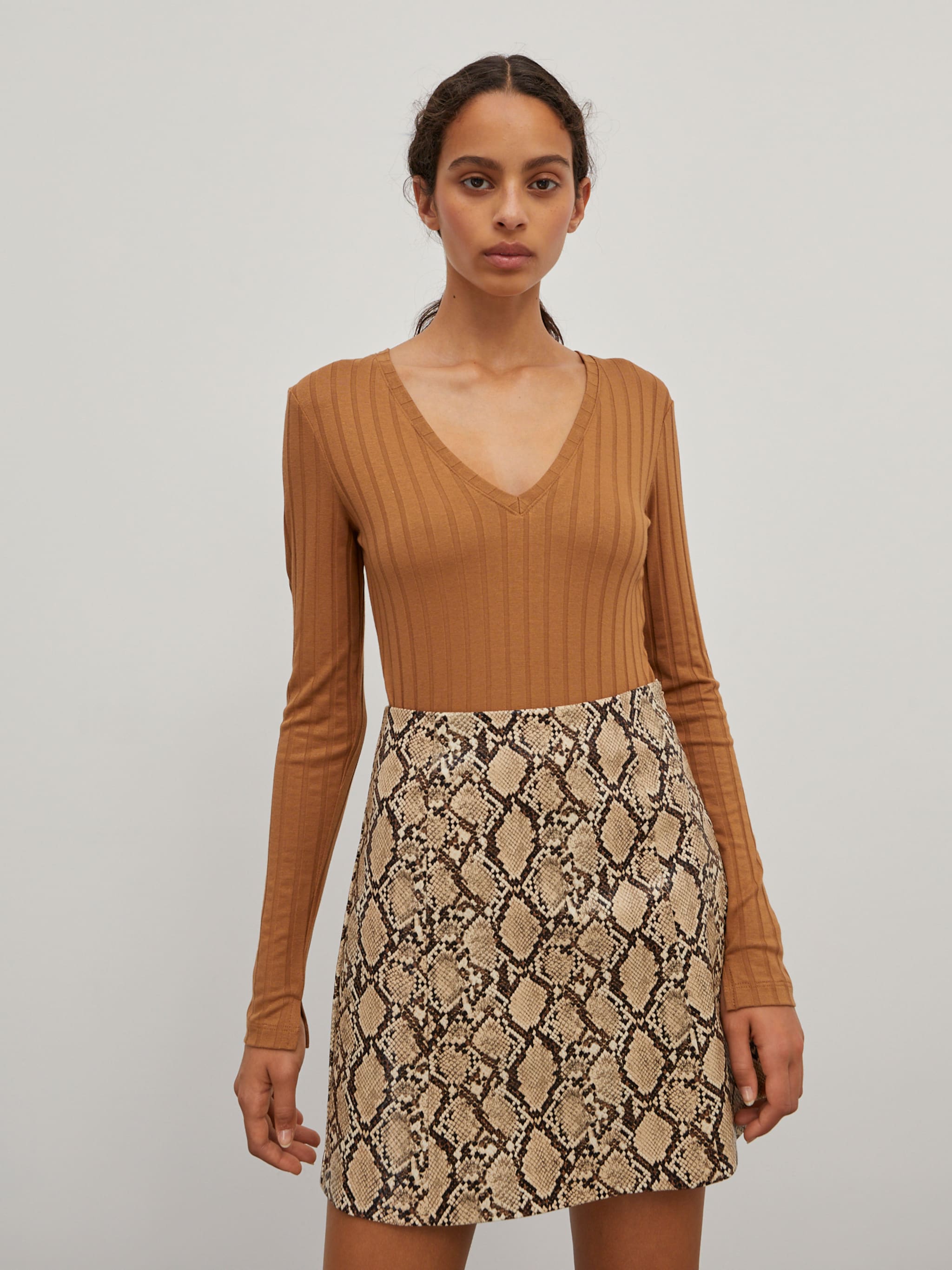 EDITED Produits T-shirt 'Elin' marron
