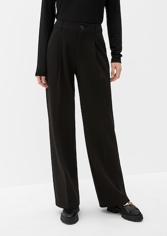 s.Oliver Wide leg Pleat-front trousers in Black: front