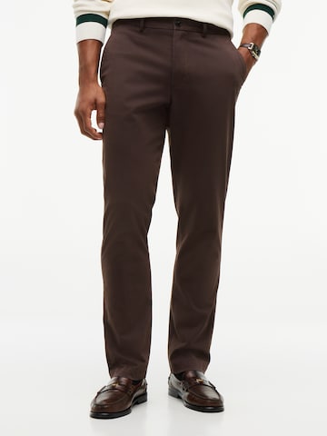 TOMMY HILFIGER Slimfit Chinobyxa 'DENTON ESSENTIAL' i brun: framsida