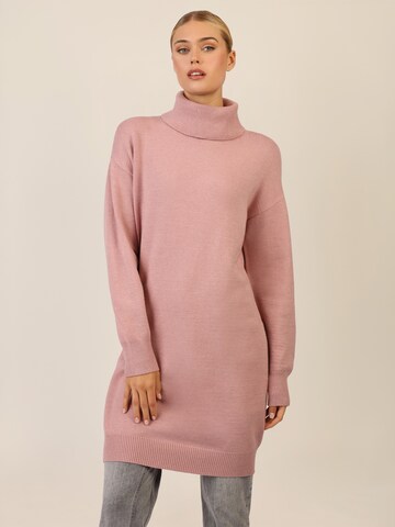 APART Knitted dress in Pink: front