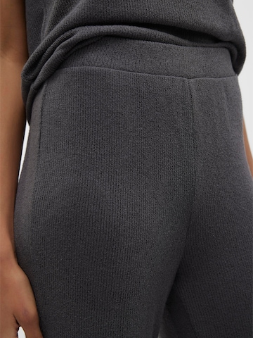 Loosefit Pantalon 'EDDIE' VERO MODA en gris