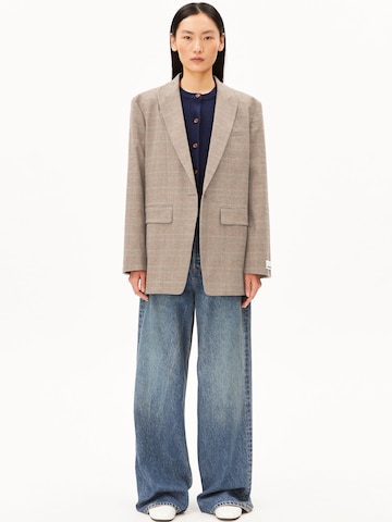 ARMEDANGELS Blazer CHECK OVERSIZED in Braun