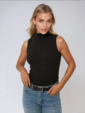 Hiccup Knitted Top in Black