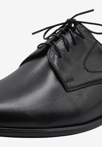 DreiMaster Klassik Lace-Up Shoes in Black