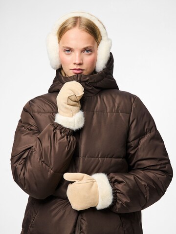 PIECES Scarf in White: front