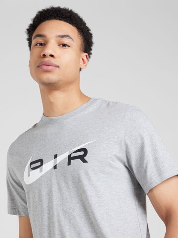 T-Shirt 'AIR' Nike Sportswear en gris