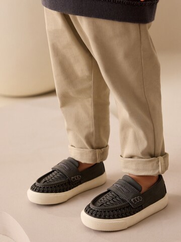 Chaussure basse Next en gris