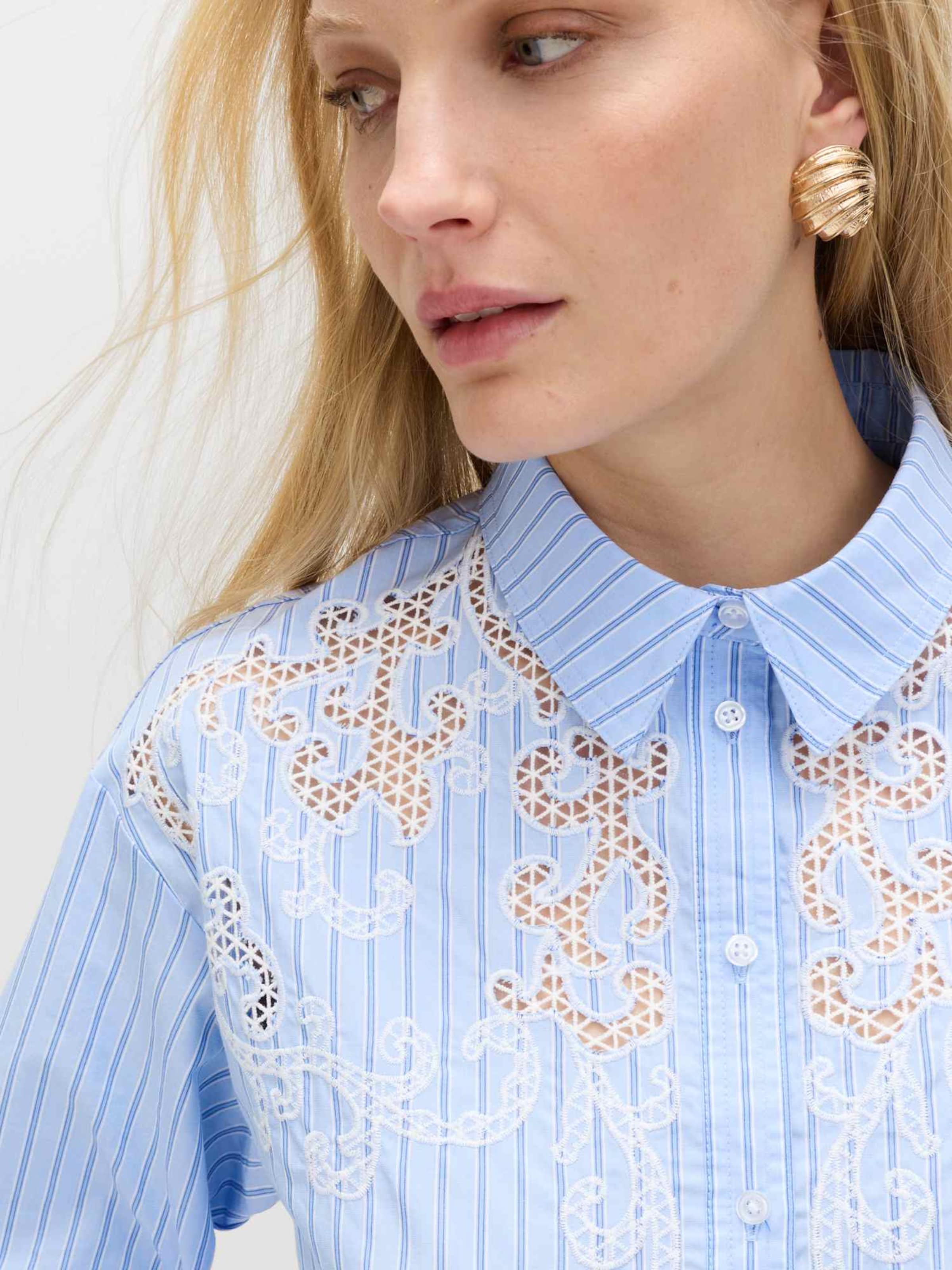 Chemisier Marks & Spencer en bleu : devant