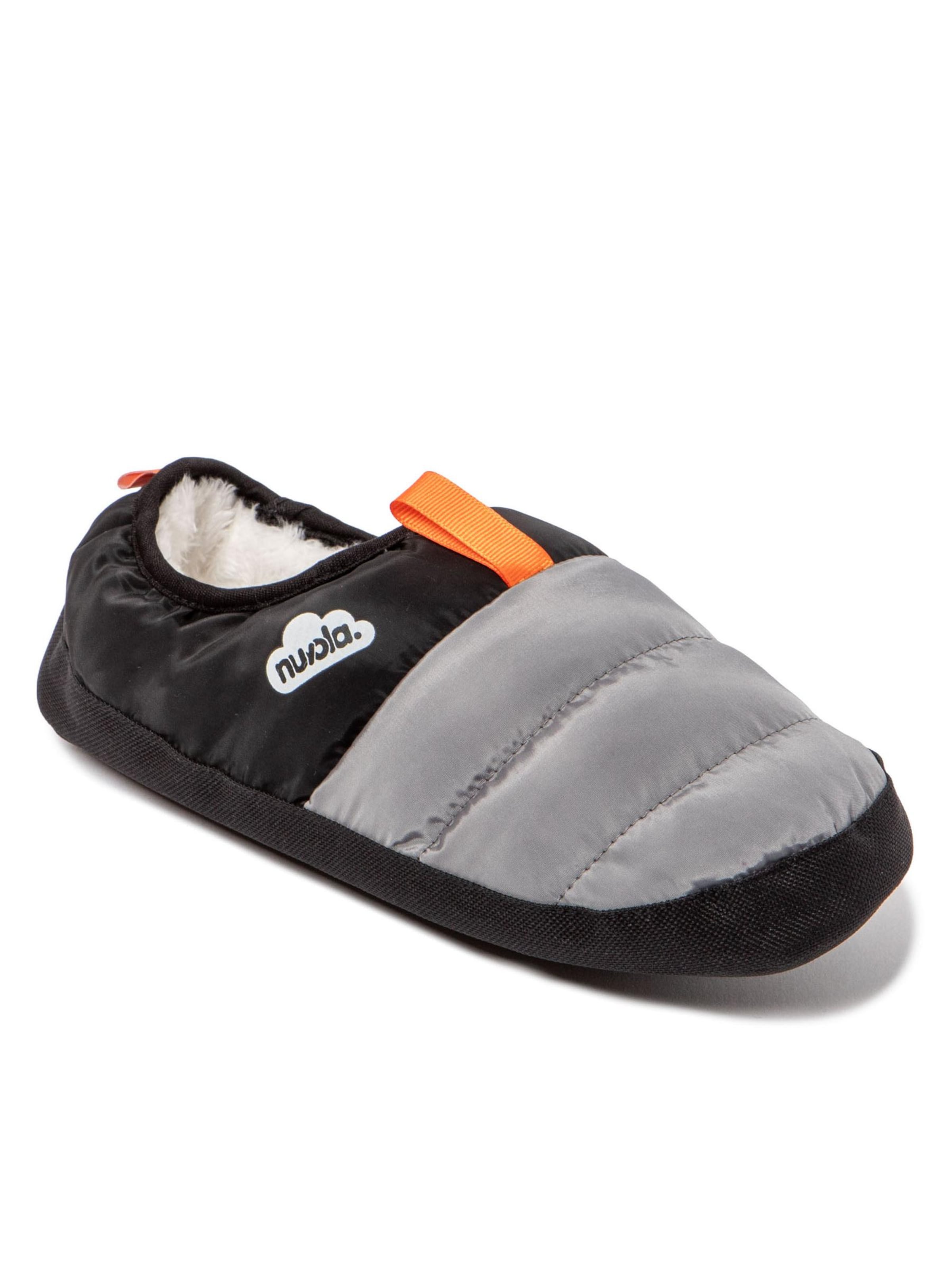 Ciabatta 'Classic Shades' di Nuvola. in nero