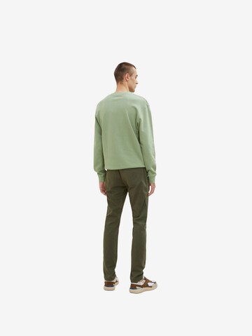 Coupe slim Pantalon chino 'Travis' TOM TAILOR en vert