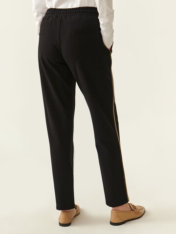 TATUUM Regular Trousers with creases 'Lamiko' in Black