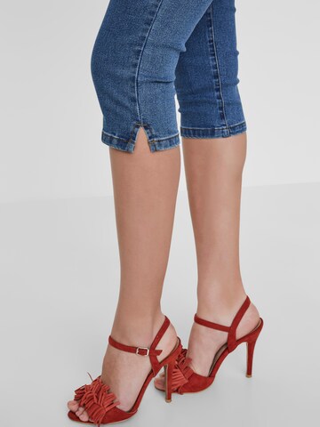 Coupe slim Jean 'Hot Seven' VERO MODA en bleu