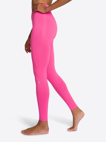 OCEANSAPART - Skinny Pantalón deportivo 'Brooke' en rosa