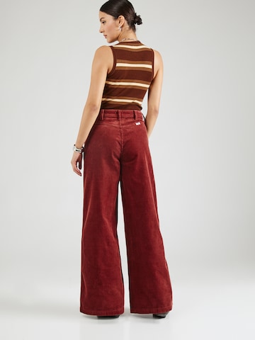 Wide leg Pantaloni 'TROUSER' di WRANGLER in marrone