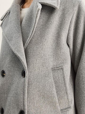 Bianco Lucci Winter Coat in Grey