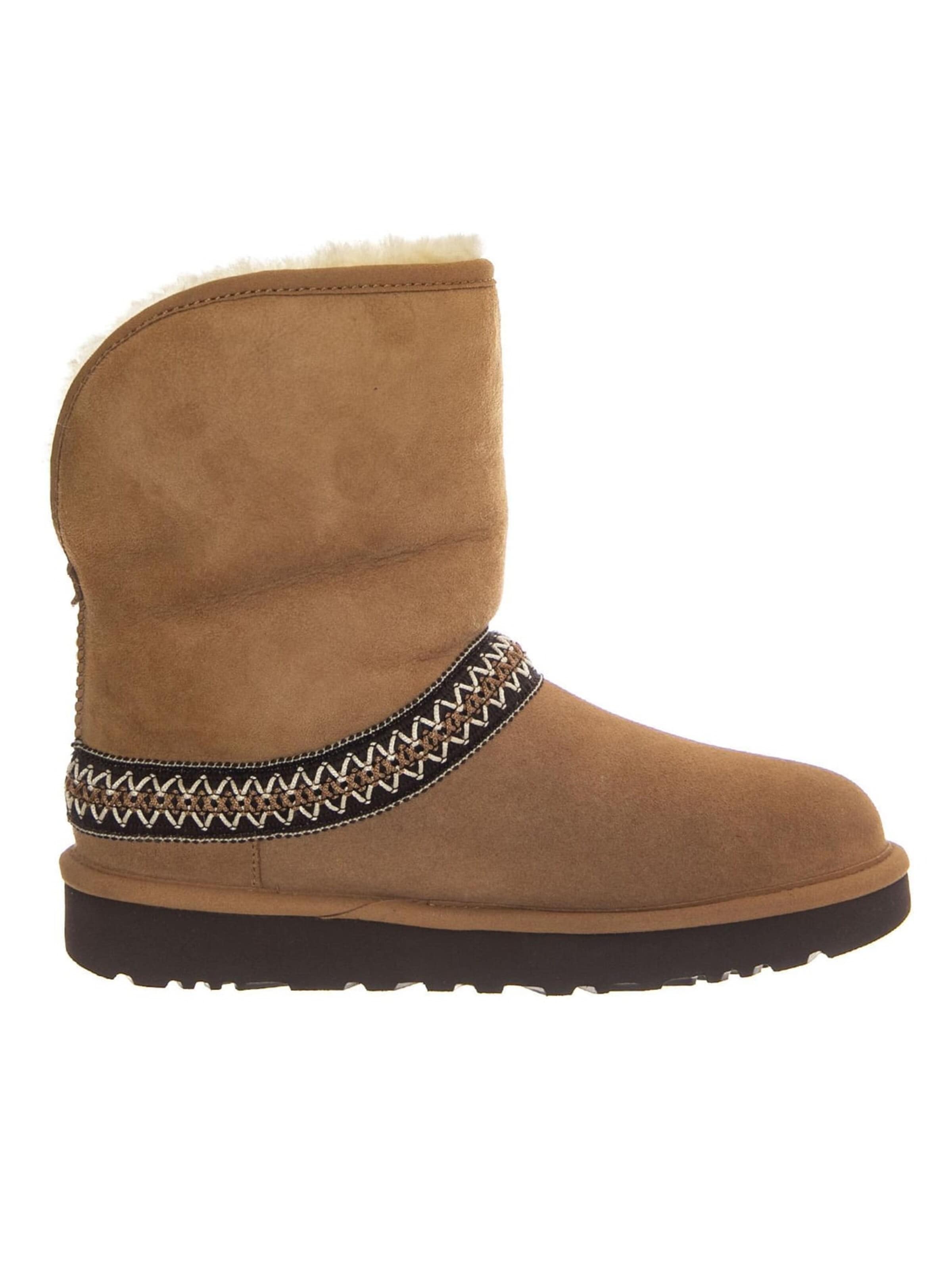Stivale 'W Classic Short Crescent Chestnut' di UGG in marrone