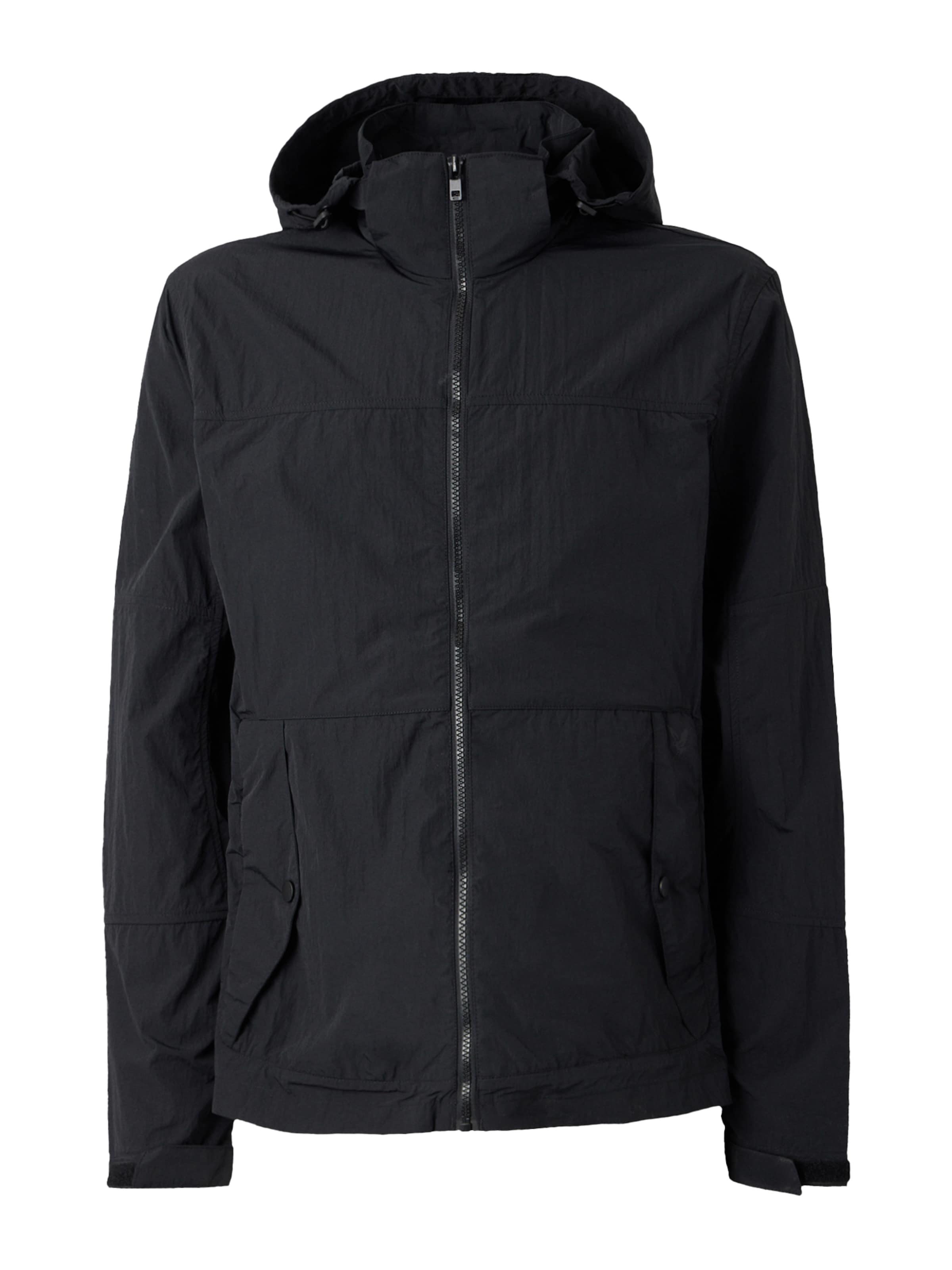 Veste mi-saison &#x27;Stow Away&#x27; Lyle &amp; Scott en noir : devant