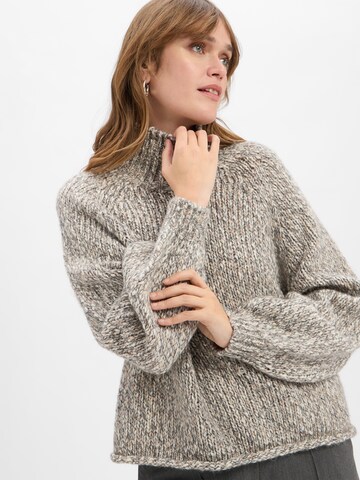 DRYKORN Sweater 'Kimina' in White