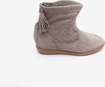 ISABEL MARANT Dress Boots in 40 in Grey: front