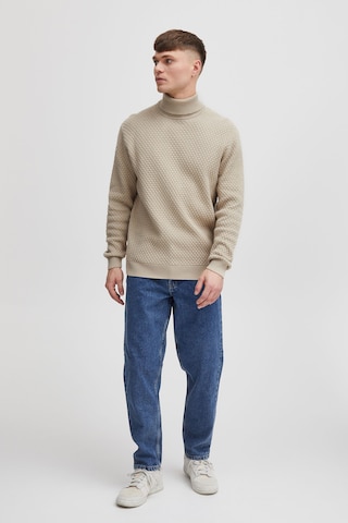 !Solid Sweater 'Clive' in Beige