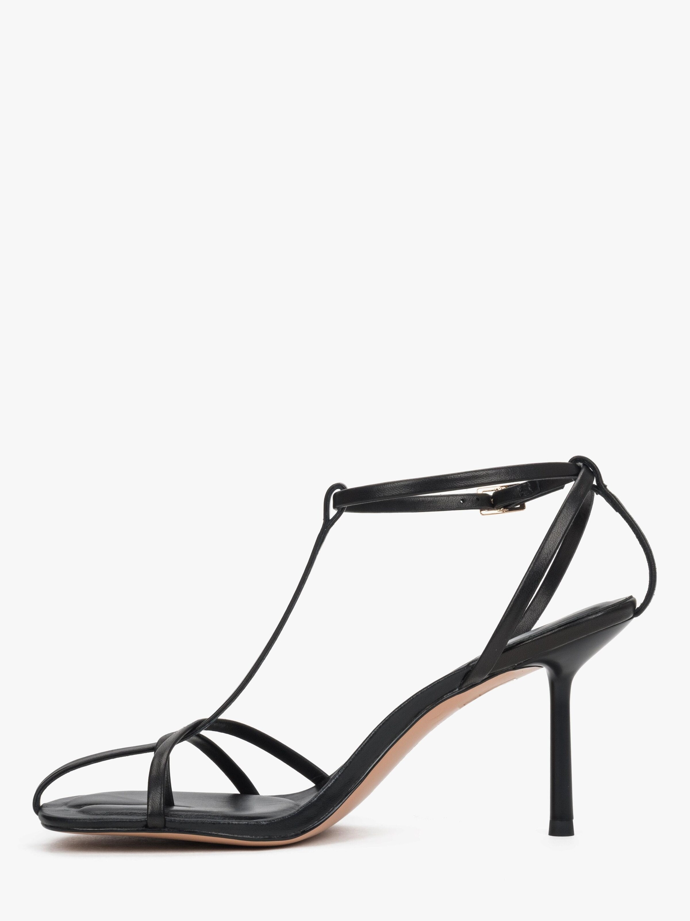 Estro Sandal i svart: framsida