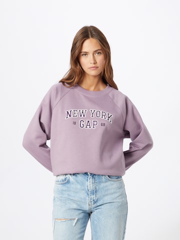 GAP Sweatshirt i lila: framsida