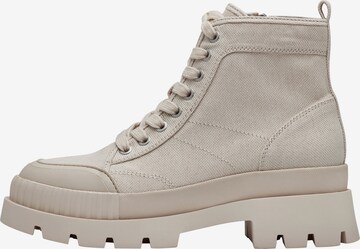 TAMARIS Veterlaarsjes in Beige