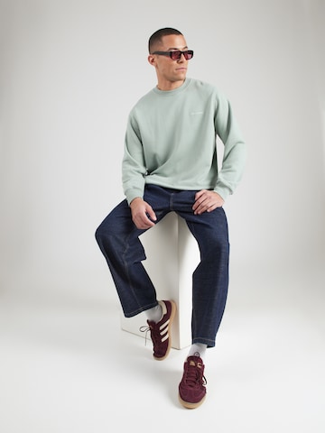 Abercrombie & Fitch Суичър в зелено