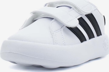 ADIDAS ORIGINALS - Zapatillas deportivas 'Grand Court 2.0' en blanco: frente