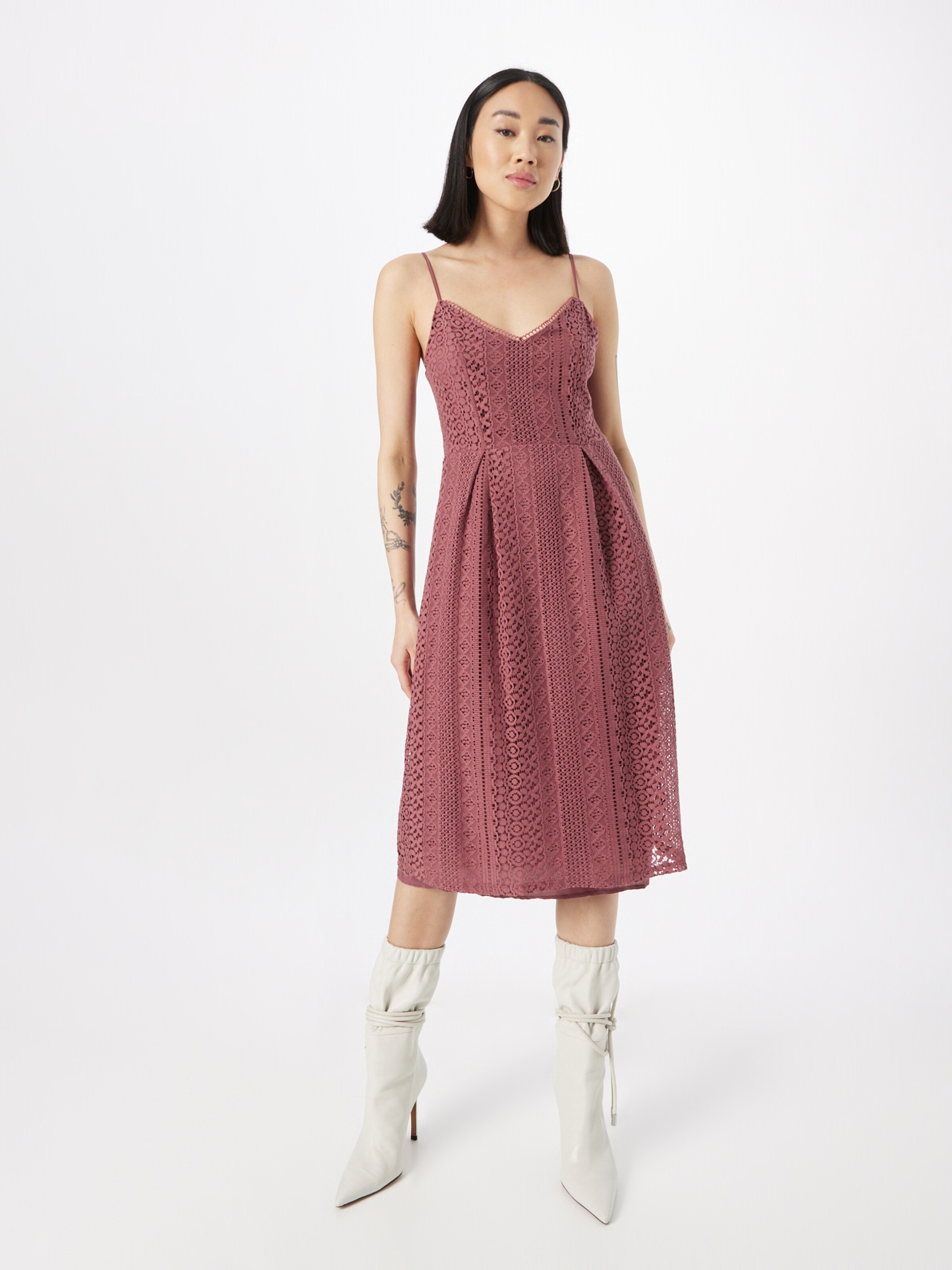 ABOUT YOU Dress 'Constance' in Rose | ABOUT YOU