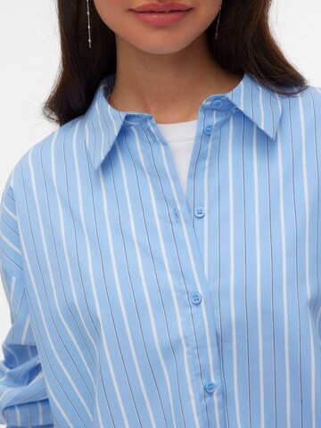 VERO MODA Blouse in Blue