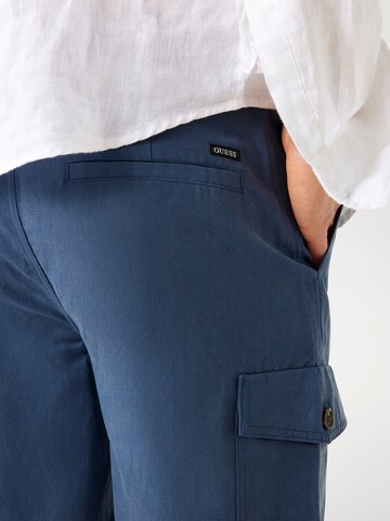 GUESS Regular Shorts in Blau