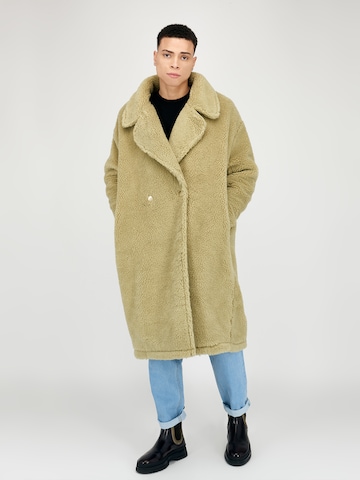 Magdeburg Los Angeles Between-seasons coat 'TEDDY COAT' in Green