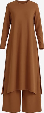 fashionshowcase Buksedragt 'Modest ECE-Set' i brun: forside