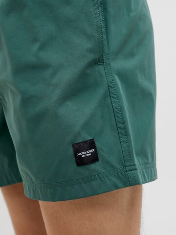 Pantaloncini da bagno 'JPSTMaui' di JACK & JONES in verde