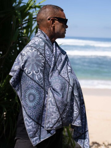 Serviette de plage 'Mosaics Noir' woodsandwaves en mélange de couleurs