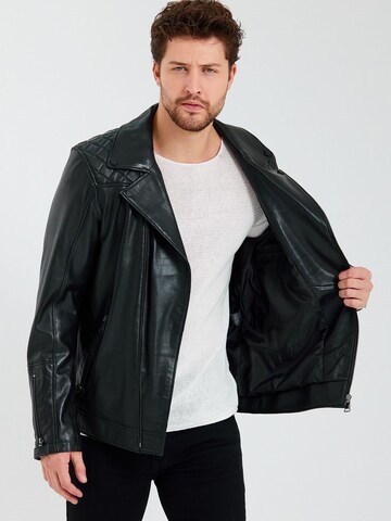 Ron Tomson Between-Season Jacket in Black