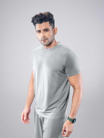 PANTONECLO - Camiseta funcional 'Pantoneclo Men's Gym Crew Neck Short Sleeve T-Shirt' en gris