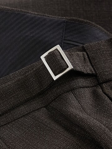 Next Slimfit Hose in Braun