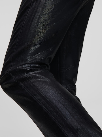 Slimfit Pantaloni ' Slim Denim ' di KARL LAGERFELD JEANS in nero